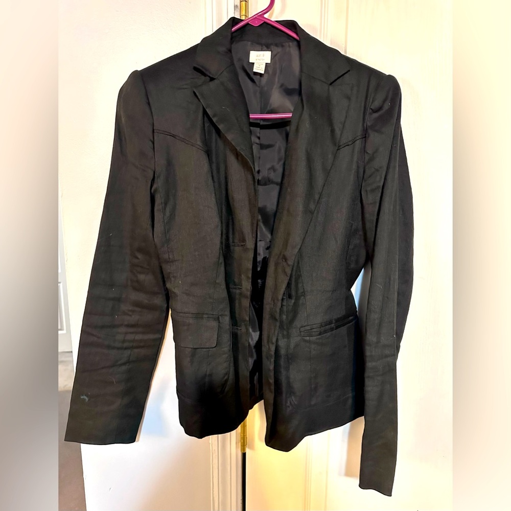 Apt. 9 blazer. Size 4. Like new.